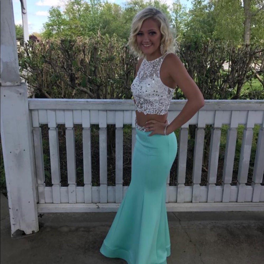 Prom dress